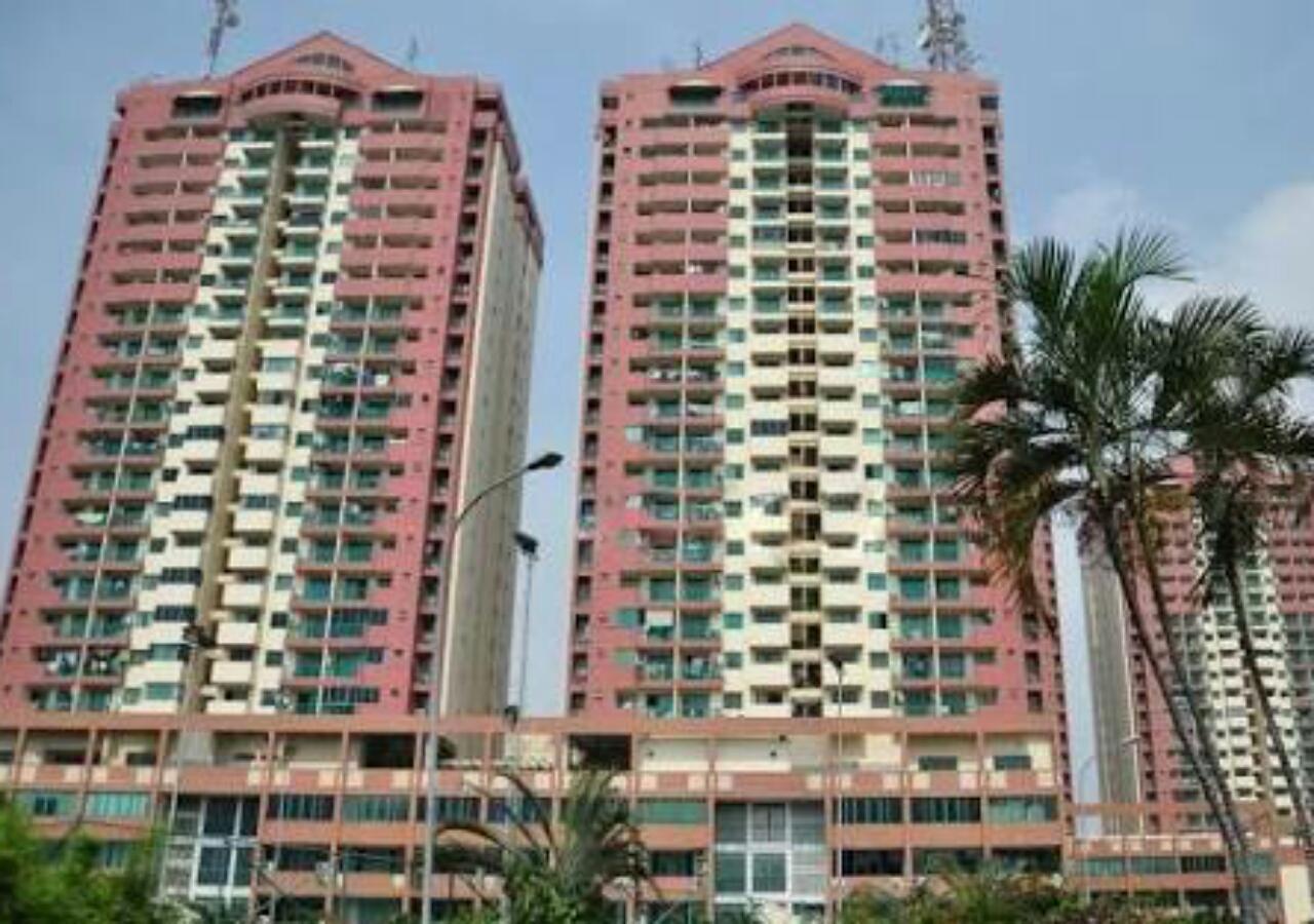 Apartemen Graha Cempaka 2608 Hotel Giacarta Esterno foto